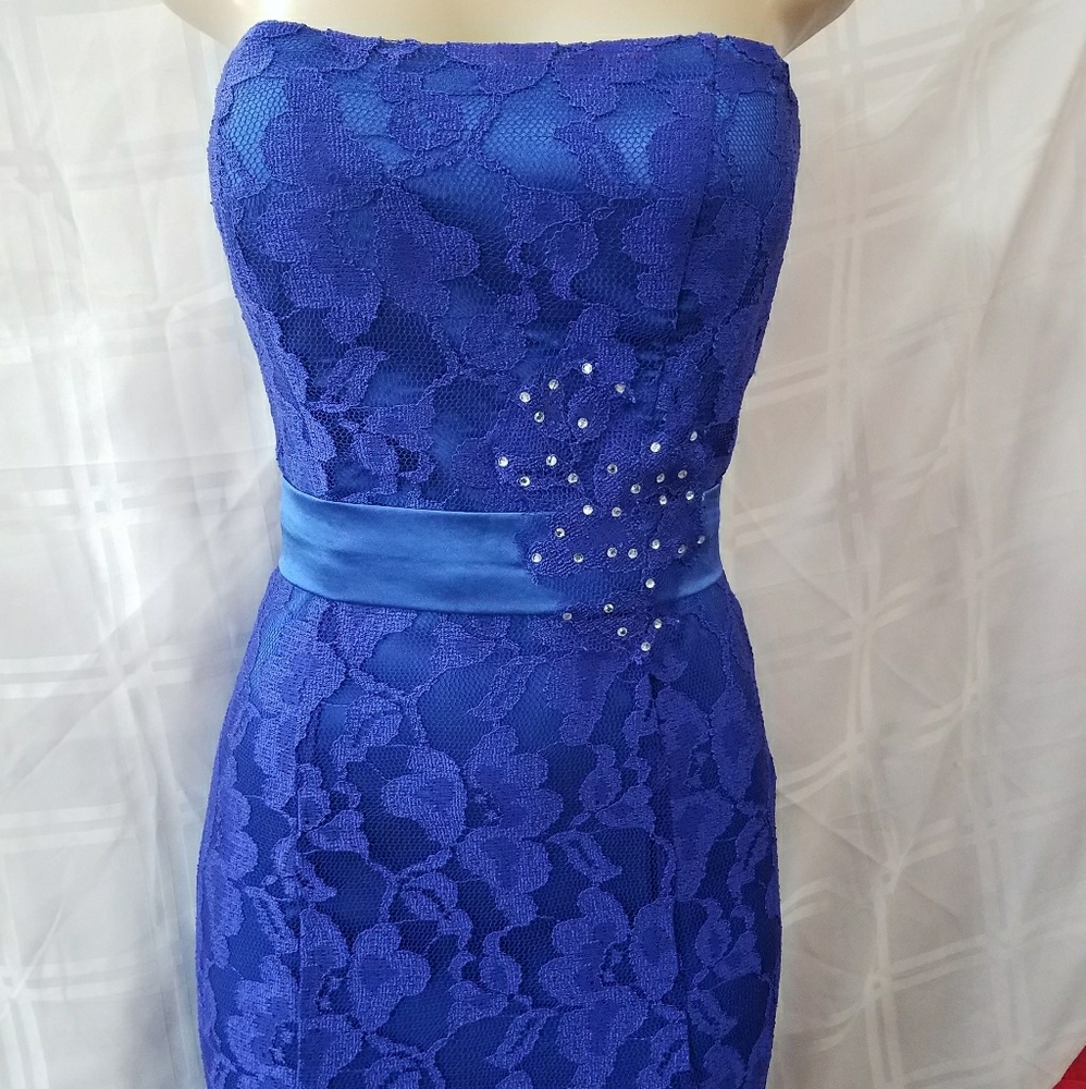 NWT Lace party dress